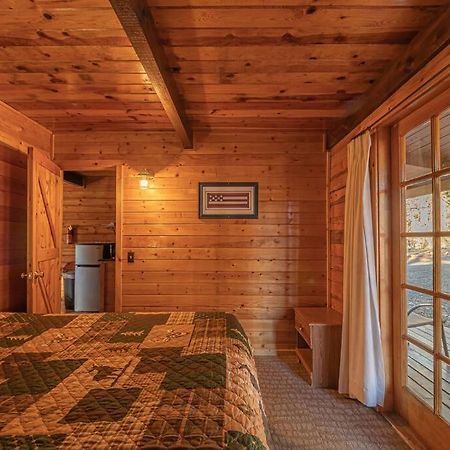 Forest Cabin 5 Old Glory بايسون المظهر الخارجي الصورة
